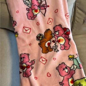 NEW Care Bears Valentines Hearts Rainbows Cupid Stars Pink Throw Blanket 50”x70